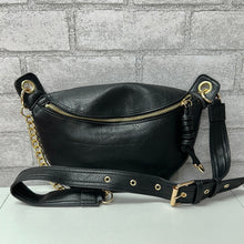 Load image into Gallery viewer, Fancy Black Fanny Bag
